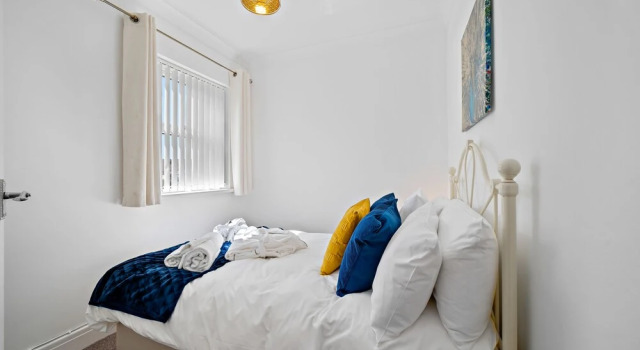 Stay In Cardiff Canton St. John's Court Apartment
