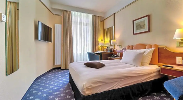 Номер Standard с видом на улицу Hotel Mirabeau, BW Signature Collection, Lausanne