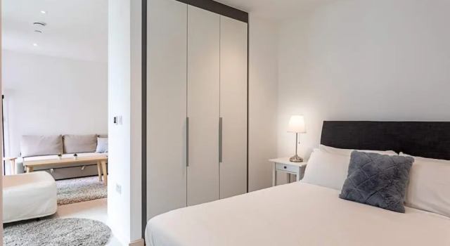 Whitechapel Modern Studio Flat