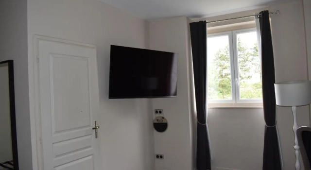 Двухместный номер Standard с видом на сад Logis Manoir de Fourcy