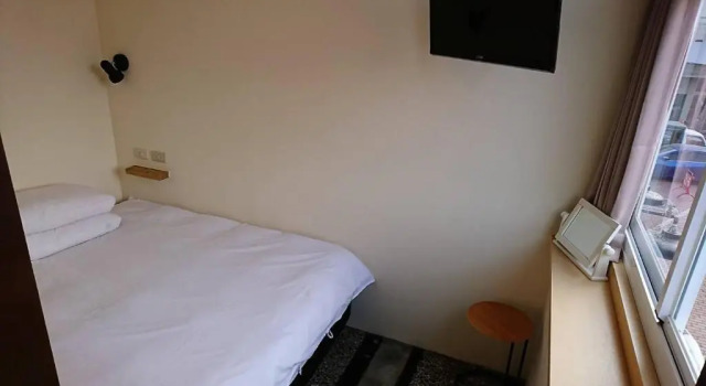 Четырёхместный номер Standard Temple Side Hostel