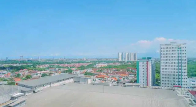 Lavish 2BR Apartment at Grand Sungkono Lagoon By Travelio