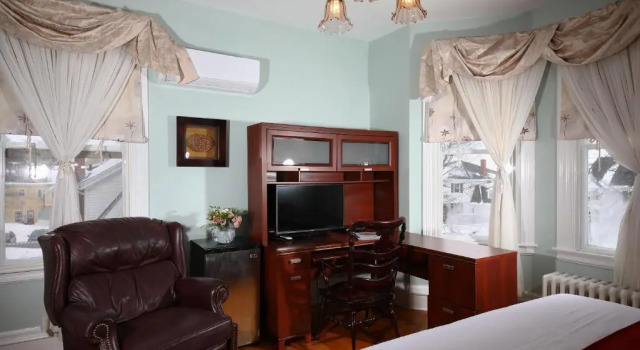 Номер Deluxe The Eden Hall Inn