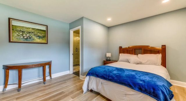 Коттедж с 3 комнатами Charming Charlotte Home: 2 Mi to Downtown!