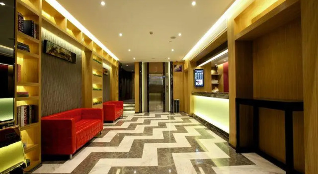 Milan Fashion Hotel Shenzhen North Station Branch, Rezerwuj Hotel Hotele w Shenzhen z parkingiem, Parking