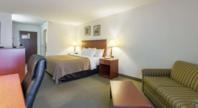 Двухместный номер Standard Baymont by Wyndham Omaha SW
