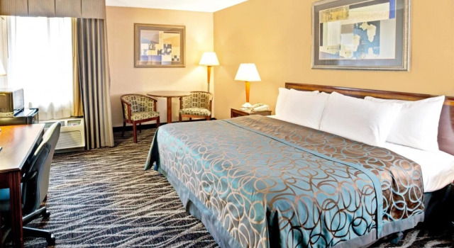 Holiday Inn Hotel Statesville-I-77 Exit 49a