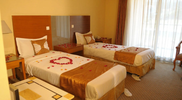 Beshale Hotel, Rezerwuj Hotel Hotele w Yeka ze śniadaniem, Śniadanie