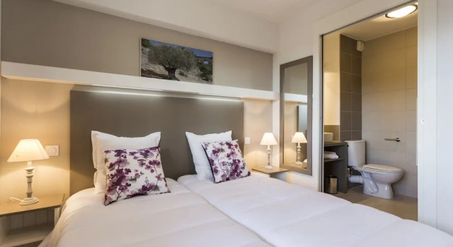 Студия Classic Residhotel Pont du Gard