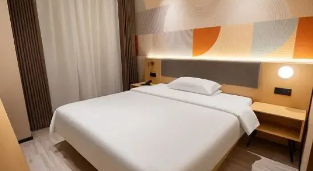 Люкс Elong Me Anlai Hotel（Wanda Plaza, Wangfujing Shopping Center, Bazhong City）