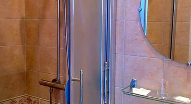 Трёхместный номер Standard Hôtel Orange Marine