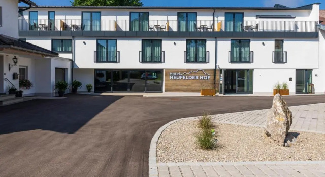 Heufelder Hof, Varaa Hotelli Hotellit Chiemgau pysäköinnillä, Pysäköinti
