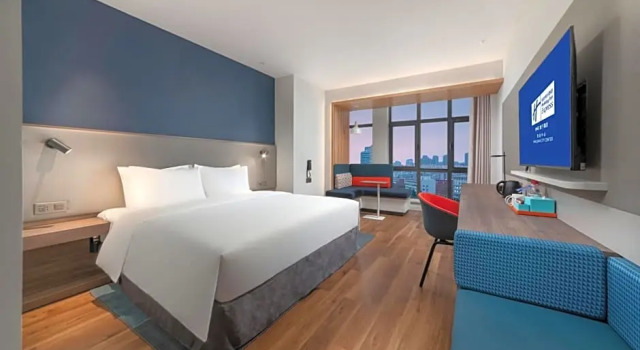 Номер Standard с красивым видом из окна Holiday Inn Express Yangquan City Center by IHG