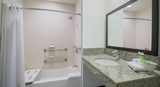 Двухместный номер Standard Holiday Inn Express & Suites Kailua-Kona by IHG