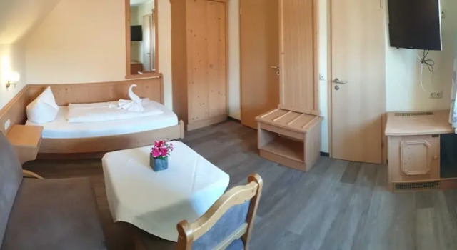 Одноместный номер Classic с балконом Hotel Igelstadt