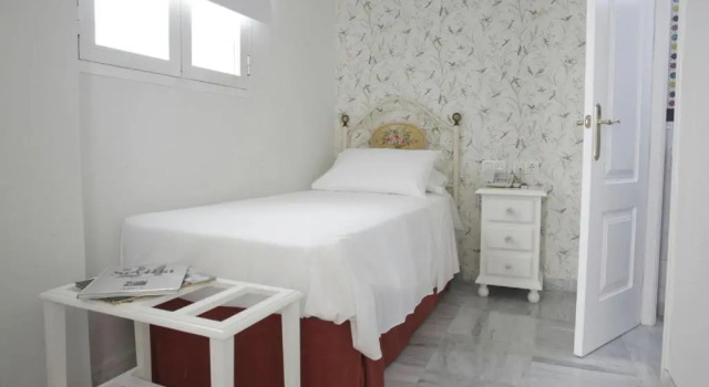Номер Standard Basic Hotel Puerta de Sevilla