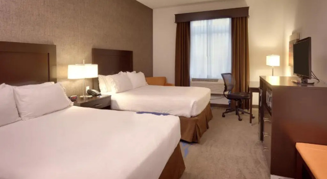 Двухместный номер Standard Holiday Inn Express & Suites Overland Park by IHG