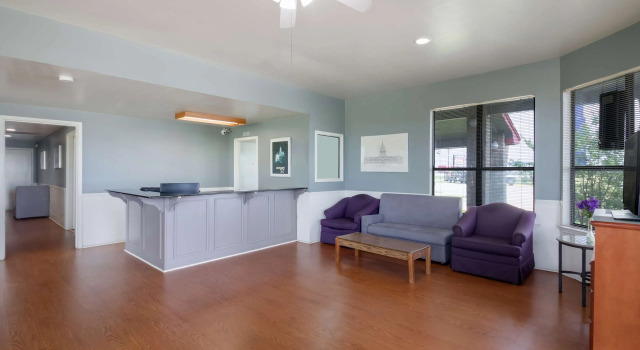 Americas Best Value Inn Lockhart, 예약 호텔 록하트 Texas Hill Country
