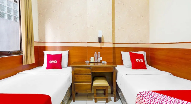 Super OYO Capital O 91297 Hotel Sakura, Rezervovat Hotel Bandung Wetan 