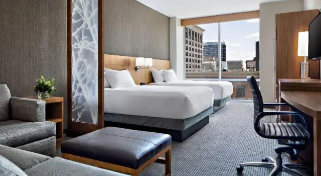 Номер с видом на сад Hyatt Place Grand Rapids Downtown