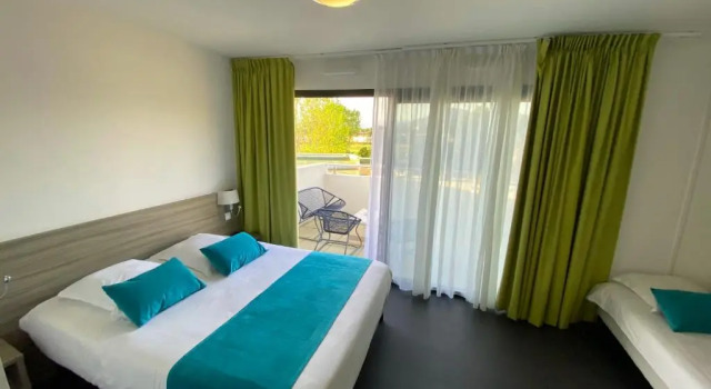 Люкс Prestige с видом на море Suite Home Porticcio