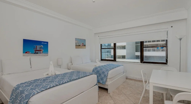 Студия Comfort Beach Front Studio Miami Beach