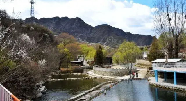 Huairou Shentang Taigong Homestay (Shentangyu), Book Hotel Hoteller i Beijing Province med parkering, Parkering