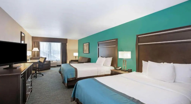 Четырёхместный номер Standard La Quinta by Wyndham Sioux Falls