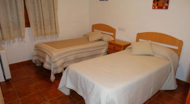 Apartamento Alcala de la selva, Book Apartment Hotels in Aragon with Parking, Parking