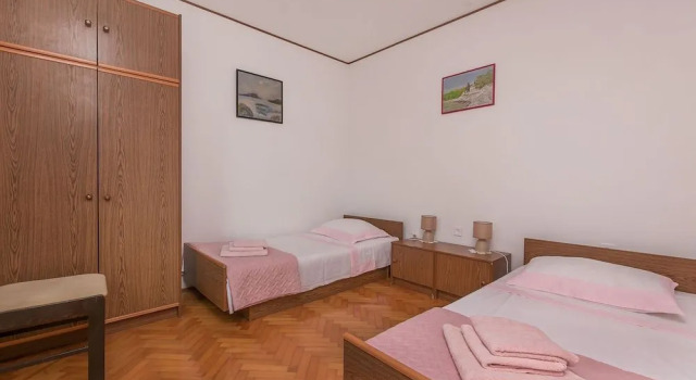 Apartment Proti