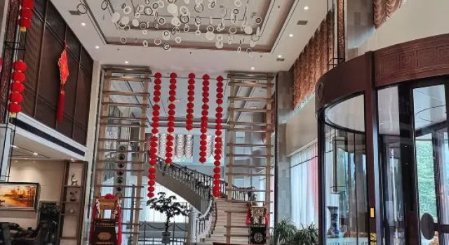Grand Madison Hotel Linfen, Boek Hotel Linfen Shanxi