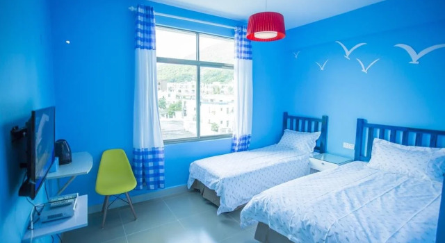 Sanya Yalongwan Right Here Inn, Book Hotel Sanya Hainan
