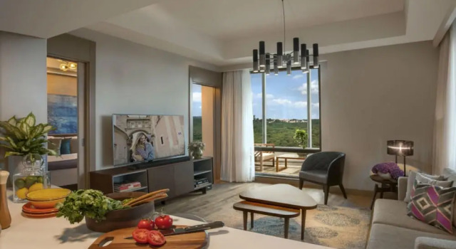 Luxurious Apartment With Shared Pool in Maslak, Varaa Huoneisto Hotellit Marmara-alue pysäköinnillä, Pysäköinti