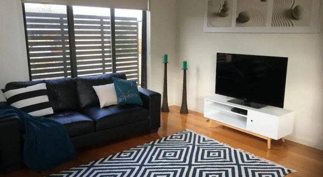 Centrepoint Units Heidelberg, Book Hotel Melbourne Melbourne