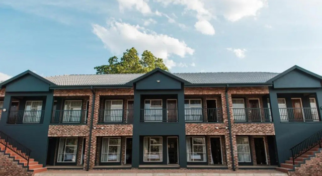 Melrose Place Guestrooms, Prenota Hotel Potchefstroom North West