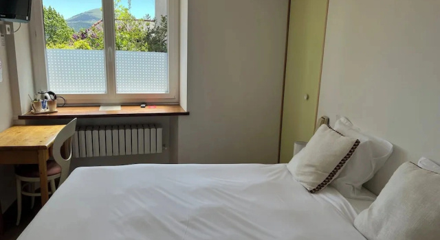 Номер Economy Hotel Les Chenets
