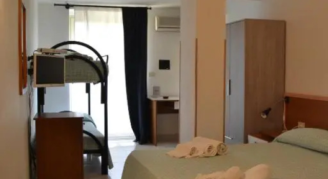 Трёхместный номер Standard Hotel Club La Costa Smeralda