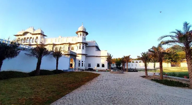 lebua Udaipur Daulatgarh, Забронировать Курортный отель Отели штата Раджастхана с парковкой, Парковка