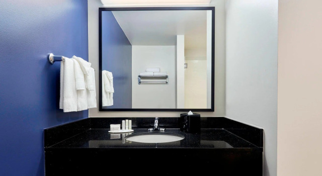 Четырёхместный номер Standard JW Marriott Indianapolis
