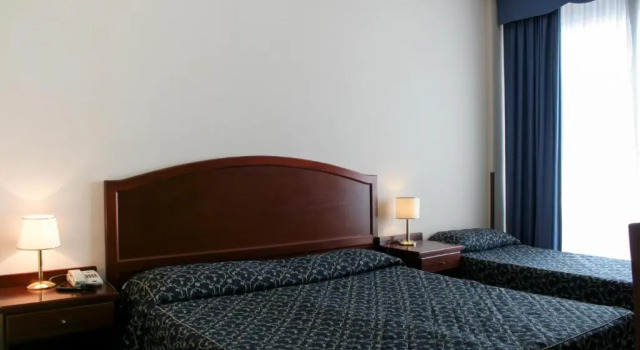 Трёхместный номер Economy Hotel Mediterraneo