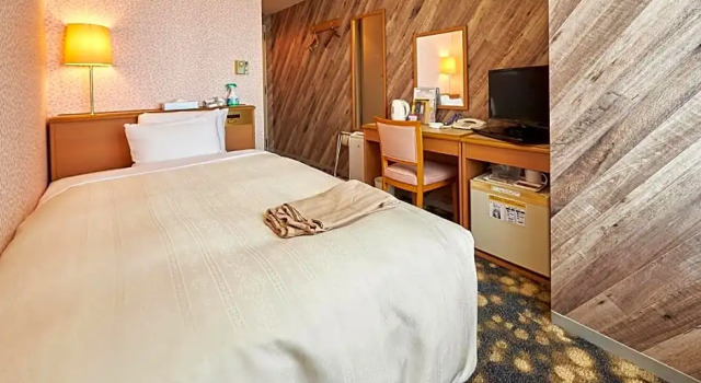 Номер Economy Annex Royal Hotel
