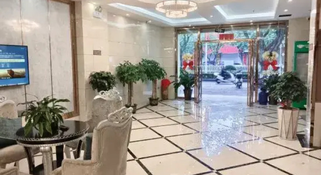 Hometown of Hydrangeas Homestay (Jinxiu Ancient Town)
