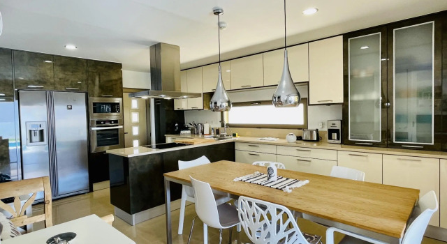 Praia by Check-in Portugal