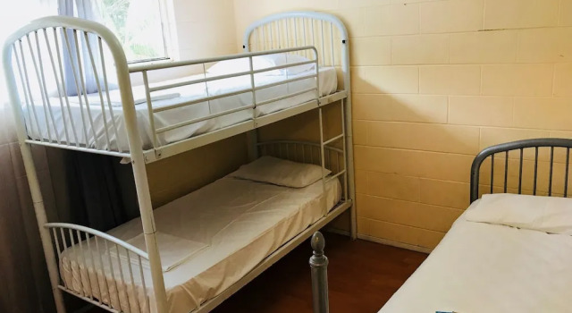 Caloundra Backpackers - Hostel, Book Hostel / Vandrerhjem Hostels i Caloundra, Hostel / Vandrerhjem