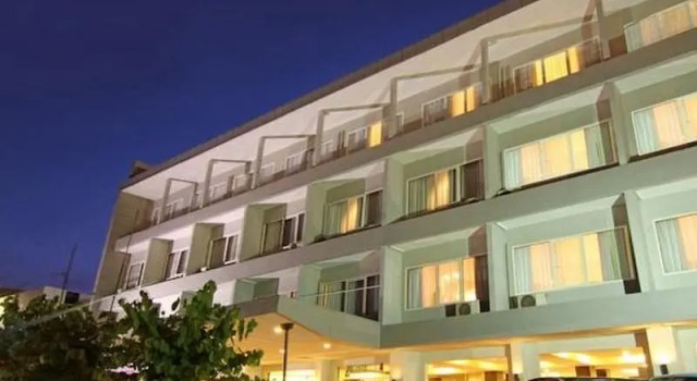 Полулюкс Hotel Pangeran City