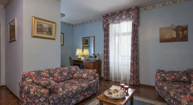 Hotel La Pineta dei Liberti, Book Hotel Hoteller i Ardea med pool, Swimmingpool