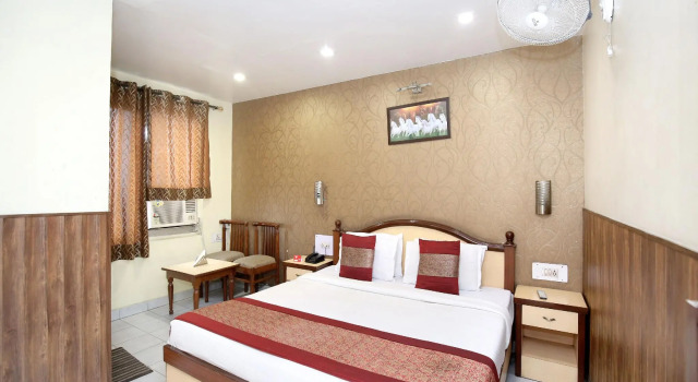 Люкс Standard OYO 7445 Hotel Amritsar Residency