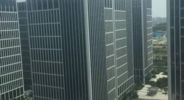 Yicheng Light Residence Hotel
