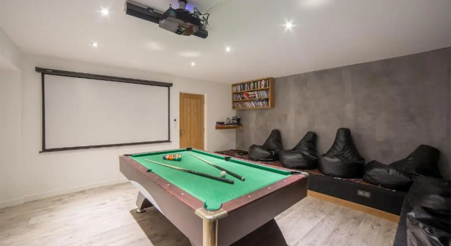 Апартаменты Yeti Lodge Chalets & Apartments