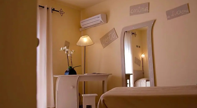 Трёхместный номер Standard с видом на сад Hotel Cernia Isola Botanica